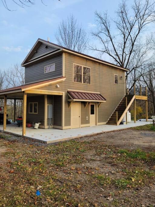 Modern, Bright & Calm 1 Bedroom / 1 Bath Farm Retreat Penn Yan